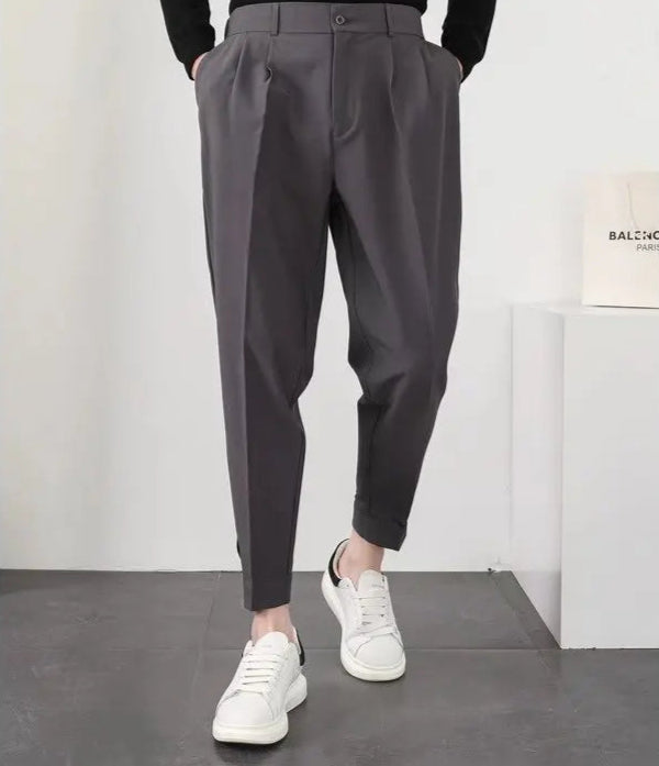 Vigoratti Line™ – Men's Slim Tapered Casual Pants –  Pleated Streetwear Trousers